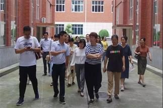 中國人民大學茶道哲學研究所湖南茶文化考察團一行赴集團白沙溪茶廠、益陽茶廠、君山茶業(yè)考察調(diào)研